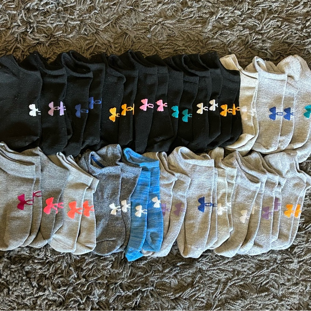 22 Pairs (Used Good Condition)Under Armour Women's Athletic Socks